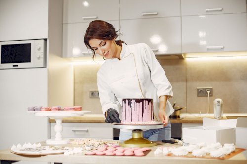 10 reasons for the rise of Home Bakers & increased use of flavours at Home